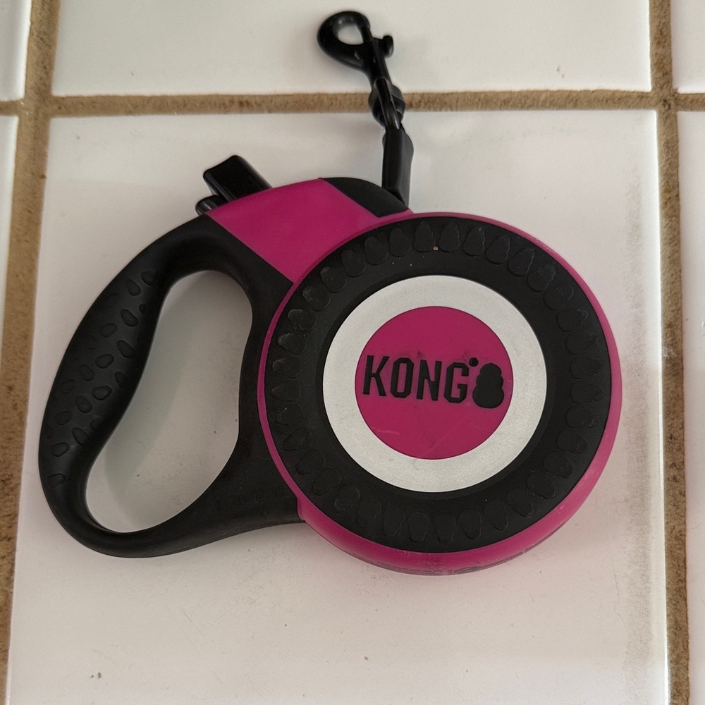 KONG Pink and Black Dog Leash 15 feet